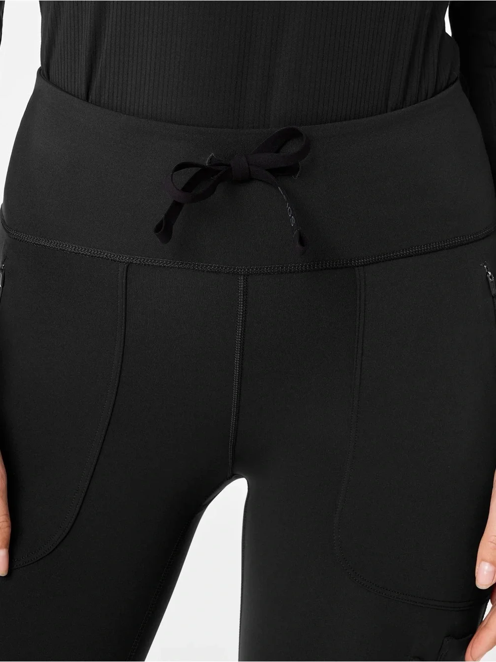 FIGS Ashland High-Rise Women’s Scrublegging Skinny Leg Scrub Leggings (black)